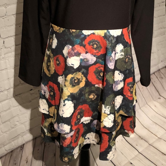 Hutch Tiered Long Sleeve Floral NWT Dress - Picture 5 of 8